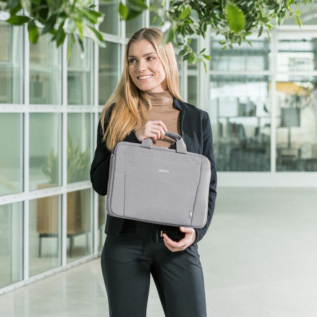 حقيبة كتف للابتوب Dicota Slim Case Eco Base مقاس 13″-14.1″، الصورة 4